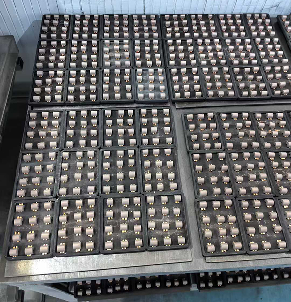 ���˼γ�ͭ����ϸ����ս�¯��Ŀ˳��ͨ������